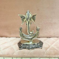 Silver engraved TRUNK GANESHA 